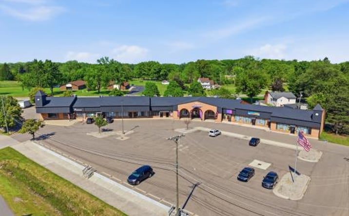 Pictures of Retail, Office, Special Purpose property located at 1400 Scott Lake Road, Waterford, MI 48328 for lease - image #1