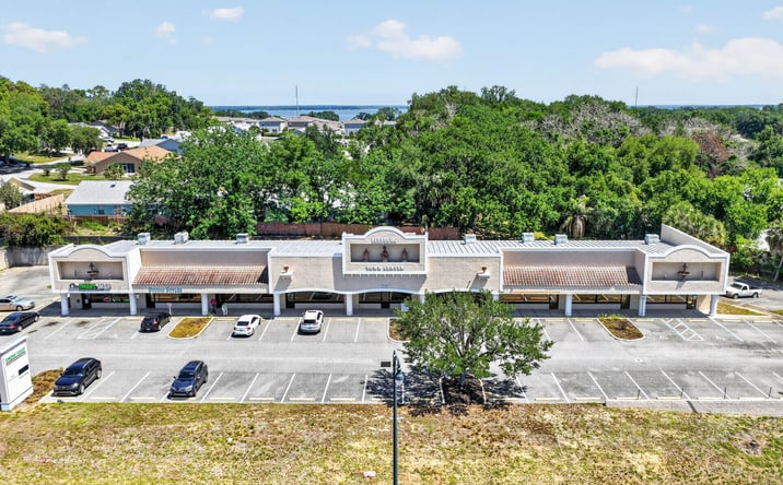 Pictures of Retail, Office property located at 1450 East North Boulevard, Leesburg, FL 34748 for lease - image #1