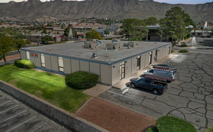 Pictures of Retail, Office property located at 424 Executive Center Boulevard, El Paso, TX 79902 for lease - image #1