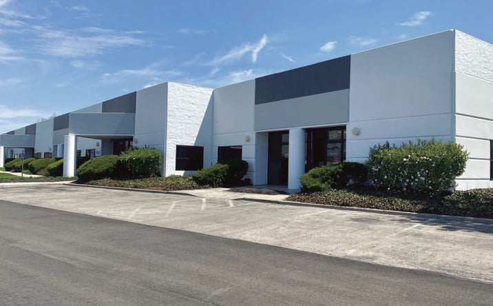 Pictures of Office property located at 4014 Venture Ct, Columbus, OH 43228 for lease - image #1