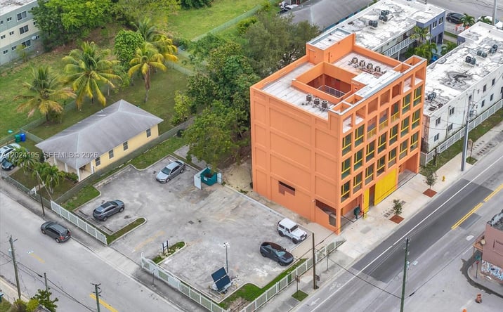 Pictures of Office property located at 123 NW 14th St # 201, Miami, FL 33136 for lease - image #1