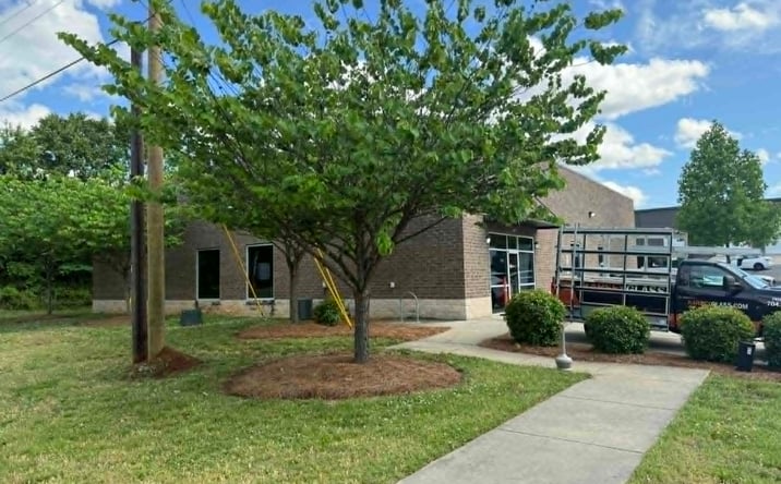 Pictures of Office, Industrial property located at 1319 Continental Boulevard, Charlotte, NC 28273 for lease - image #1