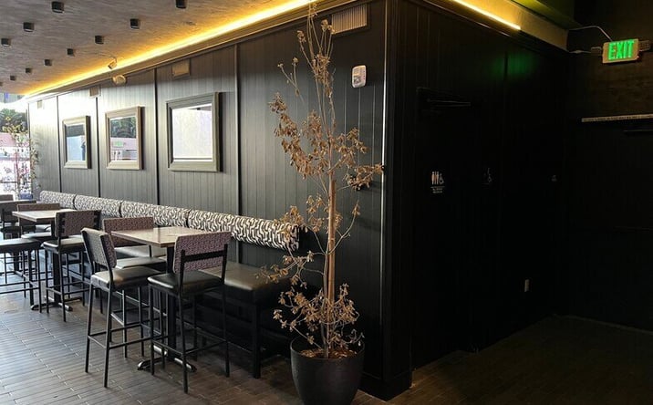 Pictures of Retail property located at 330 S Broadway, Los Angeles, CA 90013 for lease - image #1