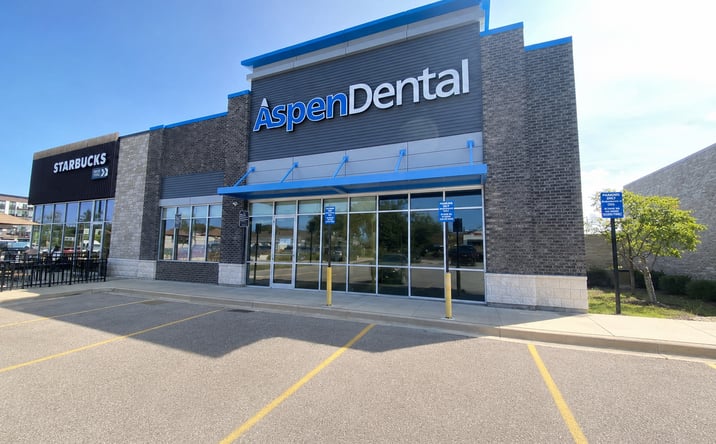 Pictures of Retail, Office property located at 6821 Dempster Street, Morton Grove, IL 60053 for lease - image #1