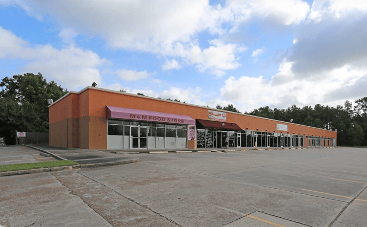 Pictures of Retail, Restaurant, Special Purpose property located at 804 Gladstell Street, Conroe, TX 77304 for lease - image #1