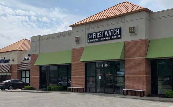 Pictures of Retail property located at 8150-8180 W. 135th Street, Overland Park, KS 66223 for lease - image #1