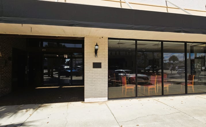 Pictures of Restaurant property located at 253 East Stuart Avenue, Lake Wales, FL 33853 for lease - image #1