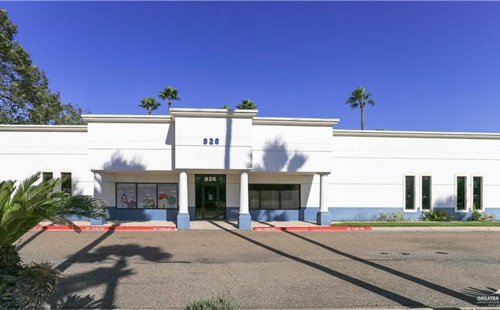Pictures of Office, Retail property located at 926 W Sam Houston Boulevard, Pharr, TX 78577 for lease - image #1