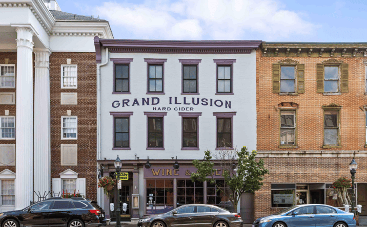 Pictures of Retail, Restaurant property located at 26 W HIGH ST, CARLISLE, PA 17013-2922 for lease - image #1