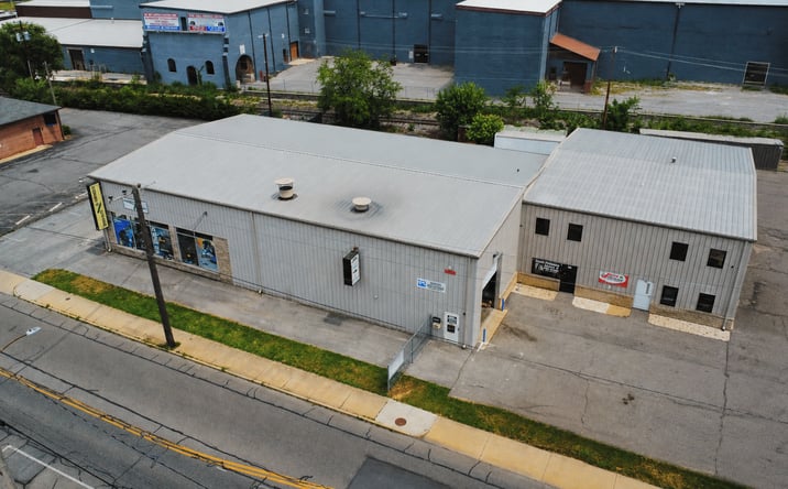 Pictures of Retail, Office, Industrial property located at 916 South Potomac Street, Hagerstown, MD 21740 for lease - image #1