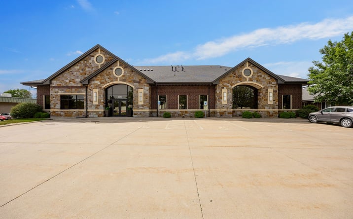 Pictures of Office property located at 1570 Mall Dr, Iowa City, IA 52240 for lease - image #1