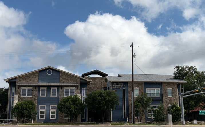 Pictures of Office property located at 210 HWY 79, HUTTO, TX 78634-4534 for lease - image #1