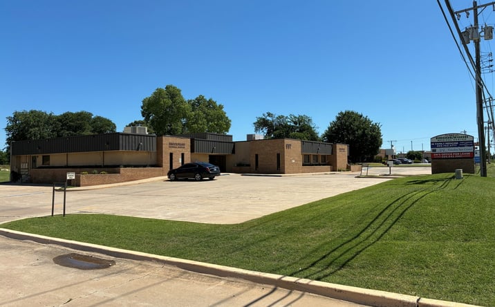 Pictures of Office property located at 937 SW 89th St, Oklahoma City, OK 73139 for lease - image #1
