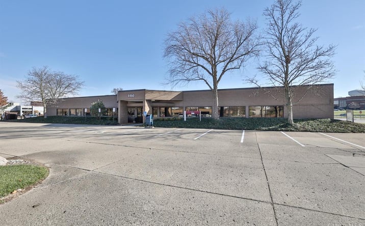 Pictures of Office property located at Carver Woods Drive 100, Blue Ash, OH 45242 for lease - image #1