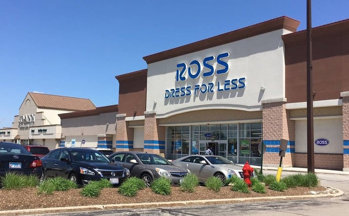 Pictures of Retail property located at 7511 Lemont Road, Darien, IL 60561 for lease - image #1