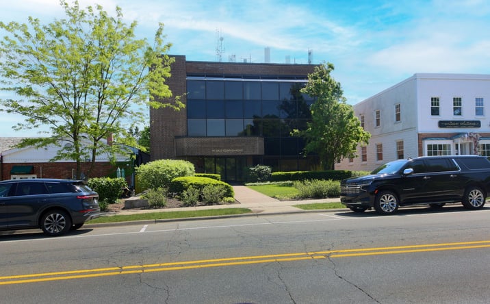 Pictures of Office property located at 191 E Deerpath Rd, Lake Forest, IL 60045 for lease - image #1