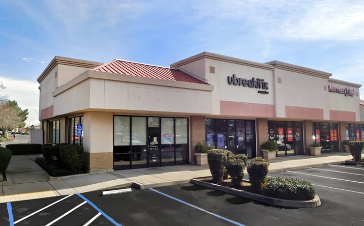 Pictures of Retail property located at 1050 Tharp Road, Yuba City, CA 95993 for lease - image #1