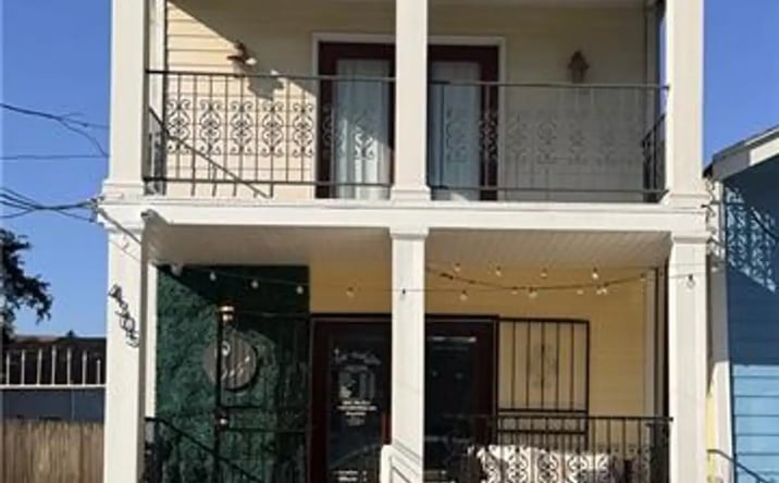 Pictures of Office property located at 4307 Canal St, New Orleans, LA 70119 for lease - image #1
