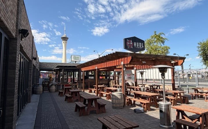 Pictures of Retail, Restaurant property located at 1327 S MAIN ST, LAS VEGAS, NV 89104-1171 for lease - image #1