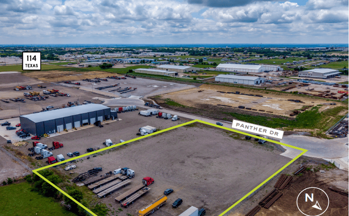 Pictures of Industrial property located at 220 PANTHER DR, RHOME, TX 76078-4862 for lease - image #1