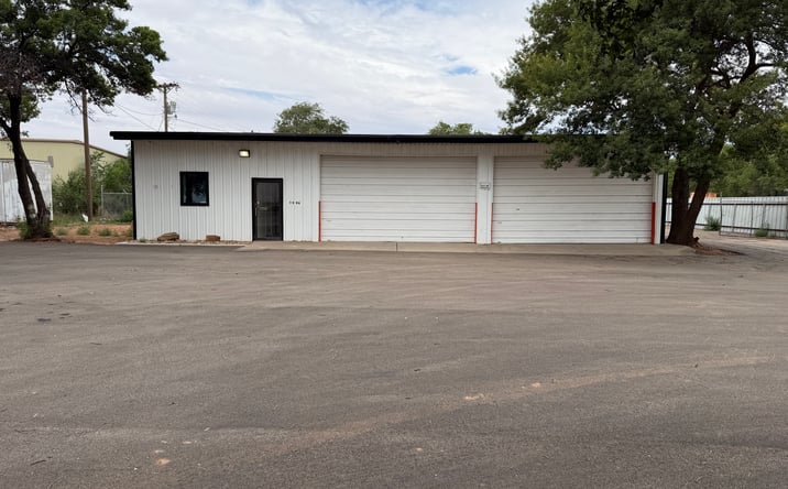 Pictures of Industrial property located at Highway 87 Ford, Lubbock, TX 79404 for lease - image #1