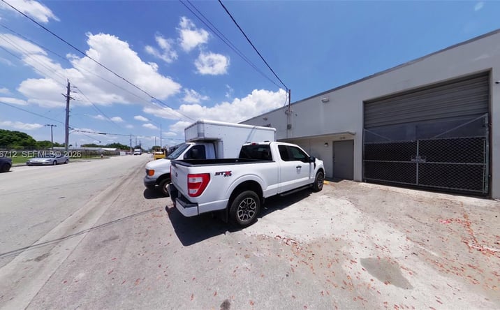 Pictures of Industrial property located at 1045 SE 9th Ct # 1045, Hialeah, FL 33010 for lease - image #1