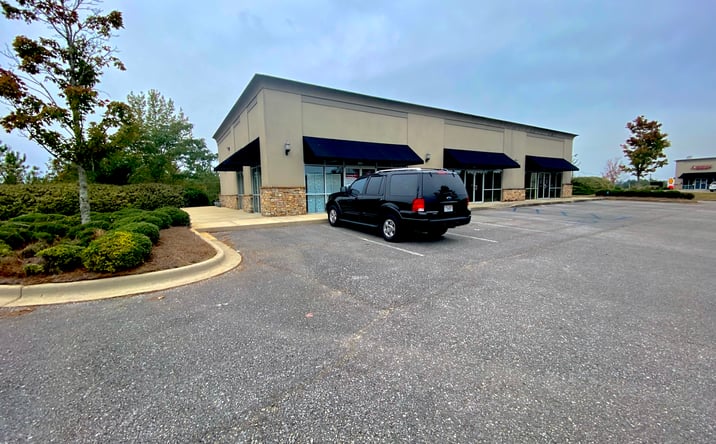 Pictures of Retail, Office property located at 201 Airport Commons Drive, Calera, AL 35040 for lease - image #1