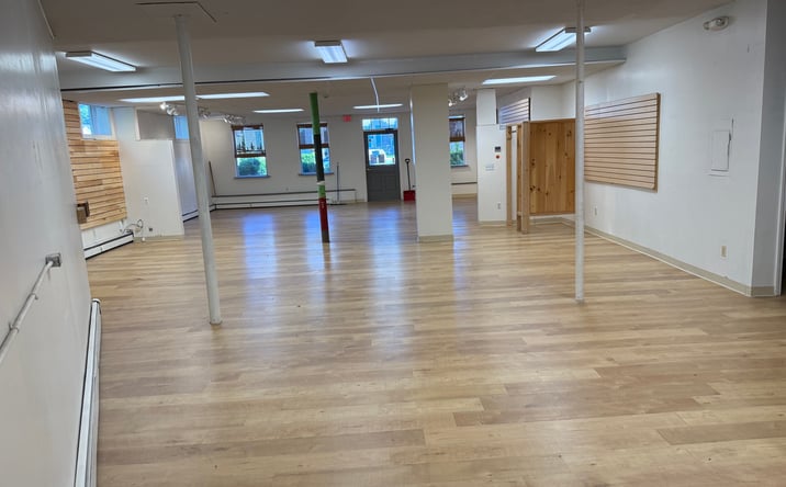 Pictures of Retail property located at 12 Pleasant Street, Brunswick, ME 04011 for lease - image #1