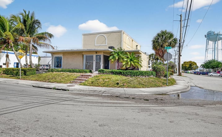 Pictures of Industrial, Retail, Office, Special Purpose property located at 13 SW 10th Street, Deerfield Beach, FL 33441 for lease - image #1