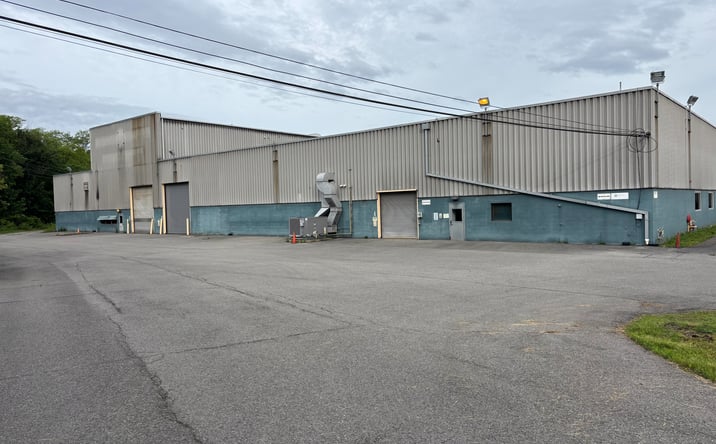 Pictures of Industrial property located at 4930 Buttermilk Hollow Road, West Mifflin, PA 15122 for lease - image #1