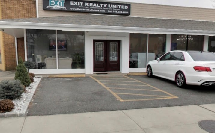 Pictures of Office property located at 1603 Hempstead Turnpike, Elmont, NY 11003 for lease - image #1