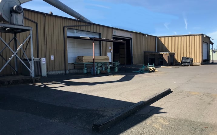 Pictures of Industrial property located at 2350 AVE F, WHITE CITY, OR 97503-3200 for lease - image #1