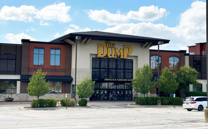 Pictures of Retail property located at 2860 S. Highland Avenue, Lombard, IL 60148 for lease - image #1
