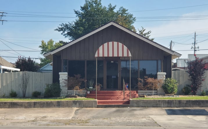Pictures of Office property located at 425 East Wyandotte Avenue, McAlester, OK 74501 for lease - image #1