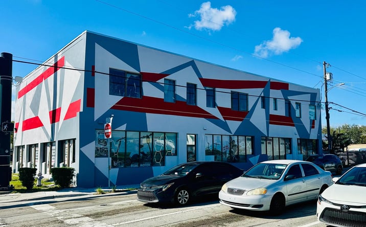 Pictures of Retail, Special Purpose, Office property located at 9 N Dixie Highway, Hallandale Beach, FL 33009 for lease - image #1