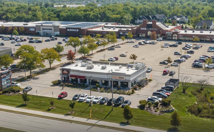 Pictures of Retail property located at 1001 75th St, Woodridge, IL 60517 for lease - image #1