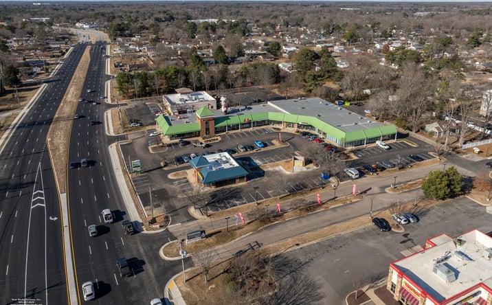 Pictures of Retail property located at 7126-7156 Mechanicsville Turnpike, Mechanicsville, VA 23111 for lease - image #1