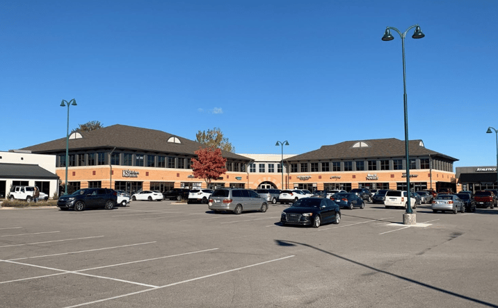 Pictures of Retail property located at 1600 East Beltline Avenue Northeast, Grand Rapids, MI 49525 for lease - image #1