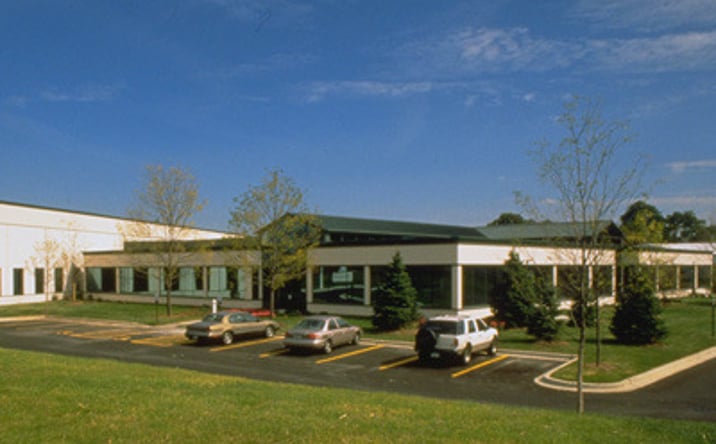 Pictures of Industrial property located at 1011 Woodlands Parkway, Vernon Hills, IL 60061-3181 for lease - image #1