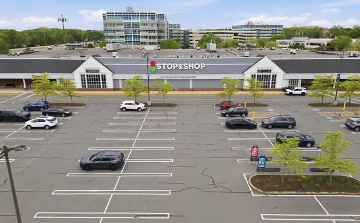Pictures of Retail property located at 2 Elm Street, Woburn, MA 01801 for lease - image #1
