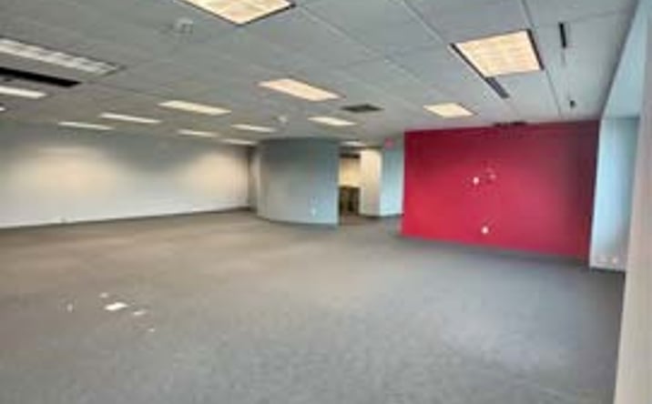 Pictures of Office property located at 20750 Civic Center Dr, Southfield, MI 48076 for lease - image #1