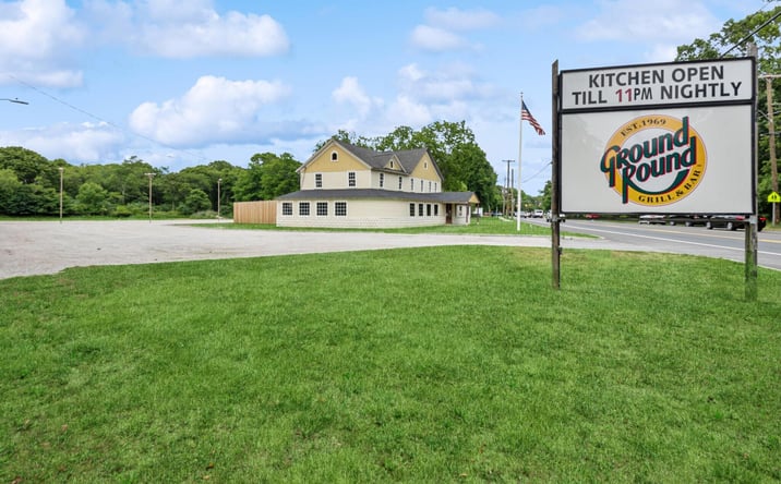 Pictures of Retail property located at 2647 Montauk Highway, Brookhaven, NY 11719 for lease - image #1