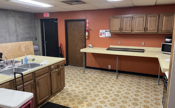 Pictures of Retail, Special Purpose property located at 650 ASHWORTH DR, WAUKEE, IA 50263-9715 for lease - image #1