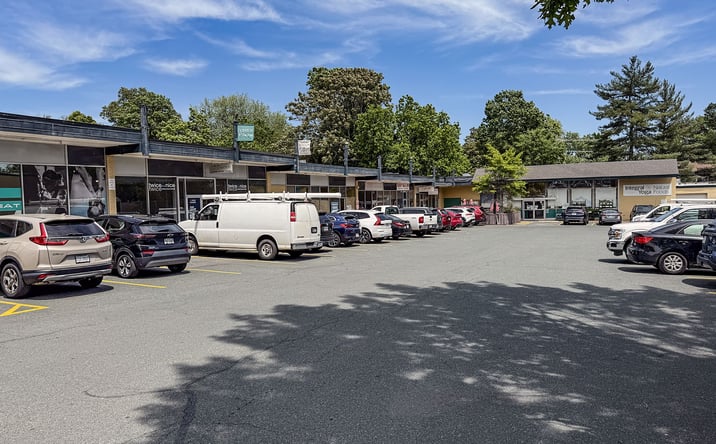 Pictures of Retail property located at 917-923 Preston Avenue, Charlottesville, VA 22903 for lease - image #1