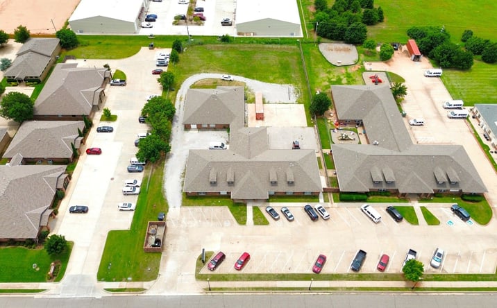 Pictures of Office property located at 700 W 18th St, Edmond, OK 73013 for lease - image #1