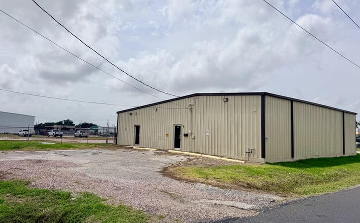 Pictures of Industrial, Land, Office property located at 3501 FIRST AVE S, TEXAS CITY, TX 77590-8037 for lease - image #1