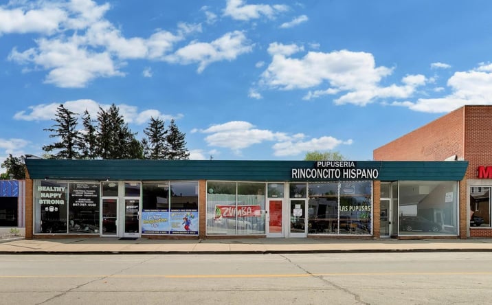 Pictures of Retail property located at 1667 E oakton Street, Des Plaines, IL 60018 for lease - image #1