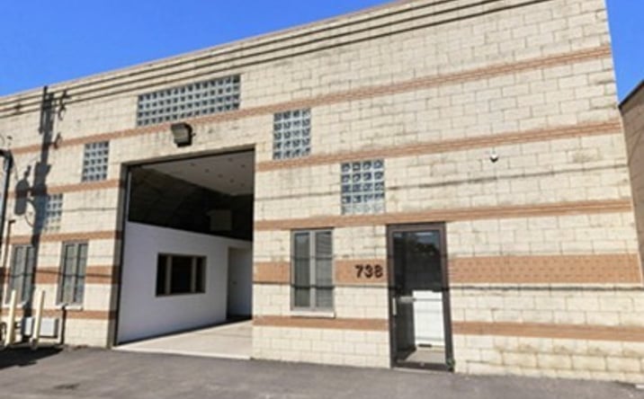 Pictures of Industrial property located at 738 N HIghland Avenue, Aurora, IL 60506 for lease - image #1