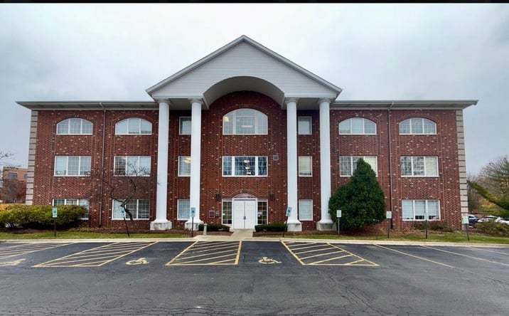 Pictures of Office property located at 20646 Abbey Woods Court 106, Frankfort, IL 60423 for lease - image #1
