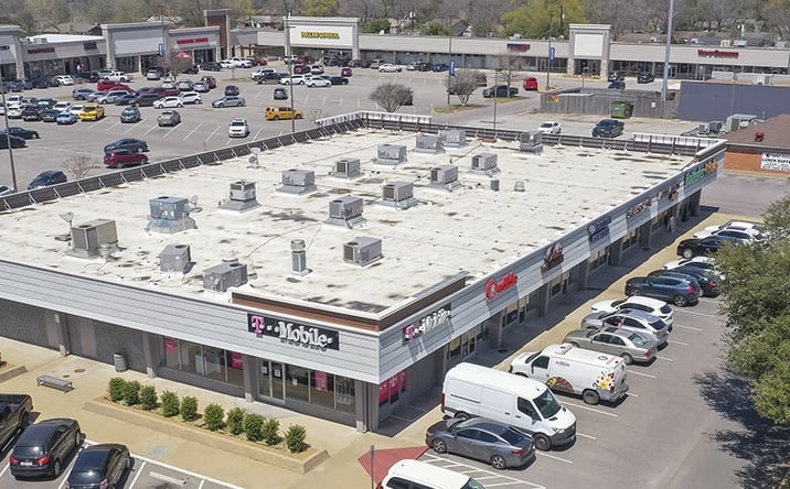 Pictures of Retail property located at 1701 W Randol Mill Road, Arlington, TX 76012 for lease - image #1
